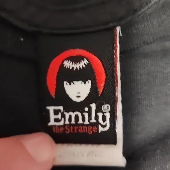 Vintage Emily The Strange Rare Graphic Tee Shirt Plus Size 2 - Picture 5 of 7